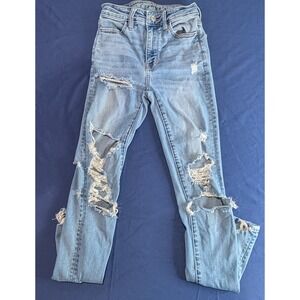 American‎ Eagle Outfitters Women's Light Wash Ripped Knee High Rise Jeans Size 0